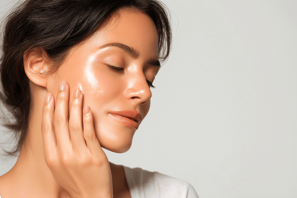 Skin Polishing at Anshika Beauty Parlour